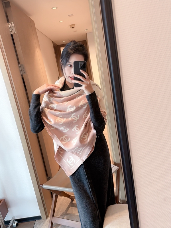 ブランドマフラー正面デザイン